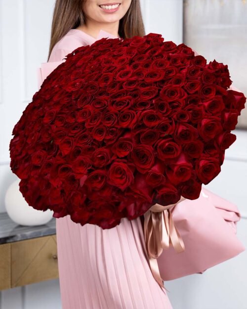 250 Red Roses